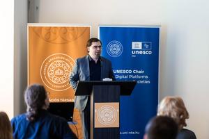 6_tarsadalmi_es_szabalyozasi_jovokepek_a_legujabb_technologiak_kozott_2026-2